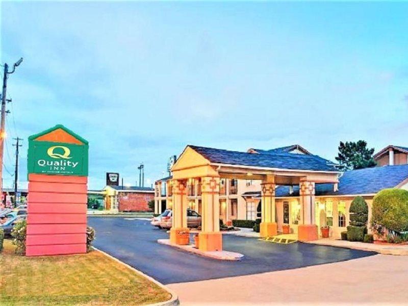 Quality Inn Oklahoma City South Екстериор снимка