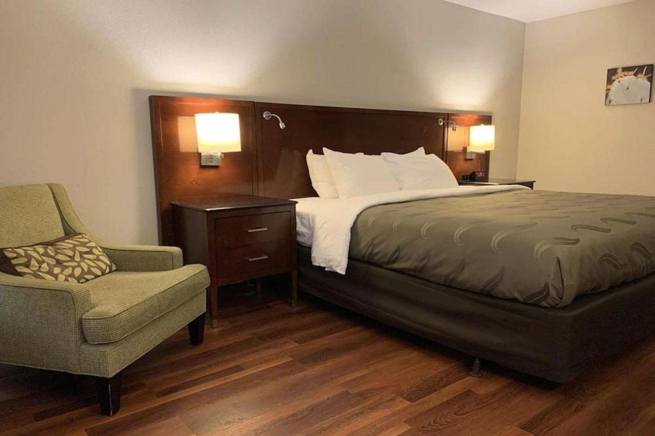 Quality Inn Oklahoma City South Екстериор снимка
