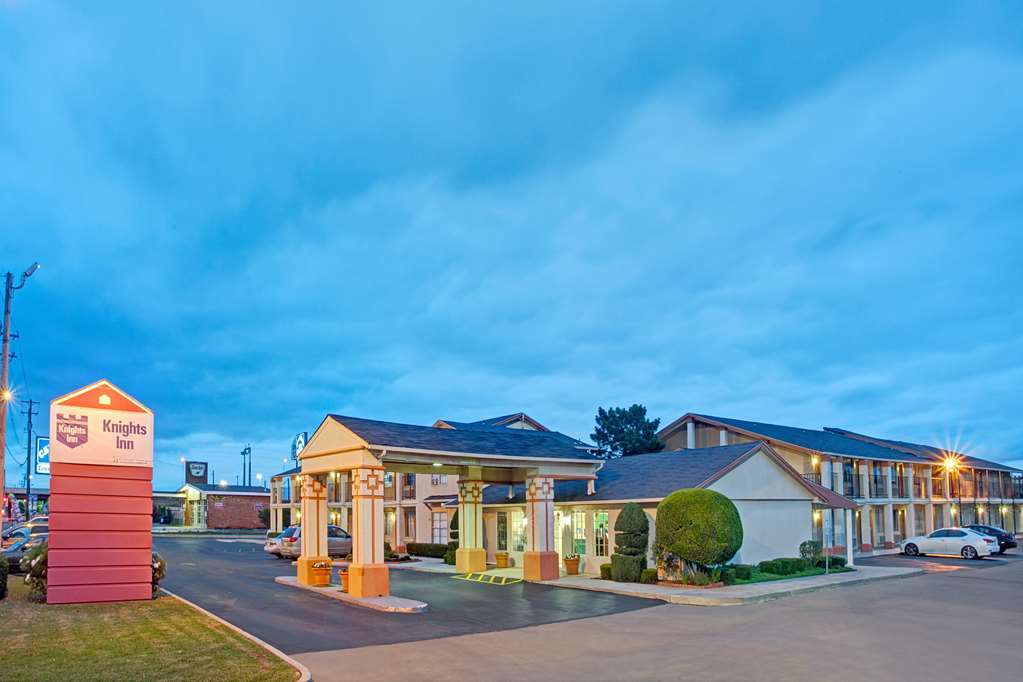 Quality Inn Oklahoma City South Екстериор снимка